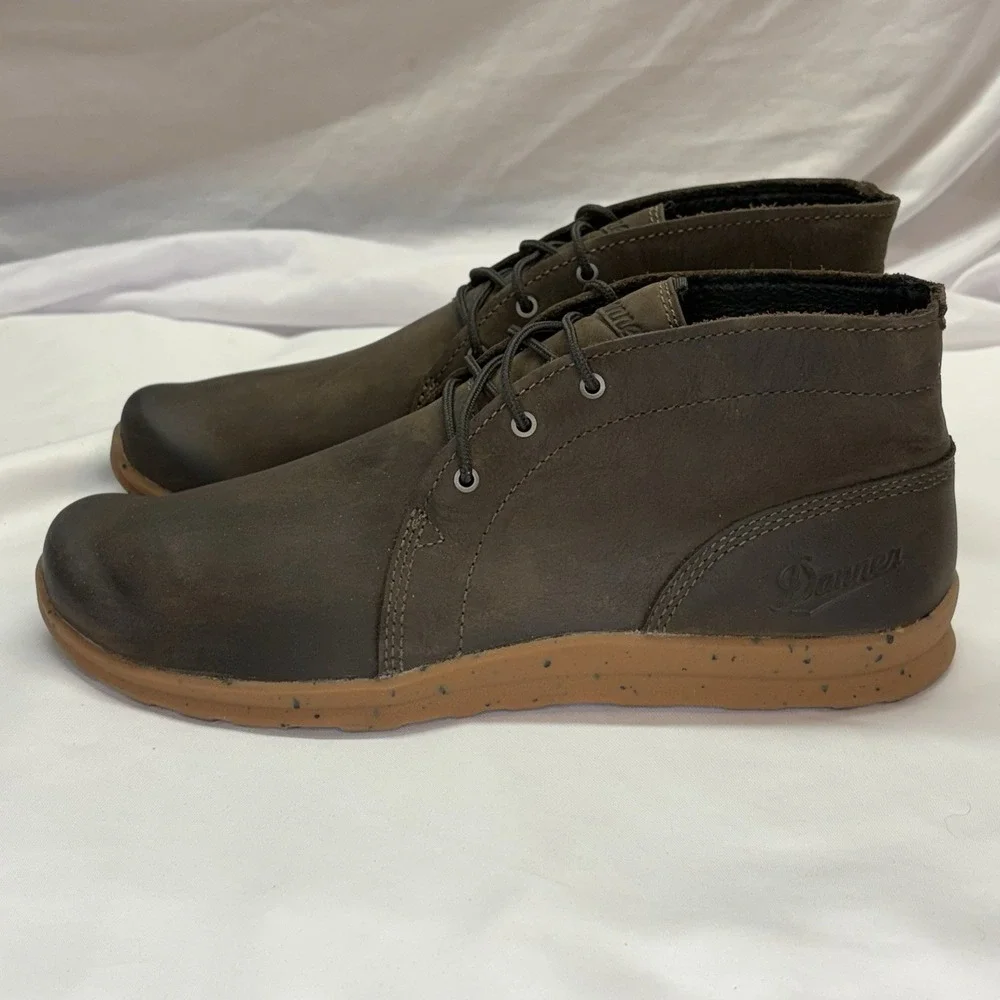 Danner Forest Chukka Bracken Leather‎ Boots Men's 9.5 D Brown Rubber Sole